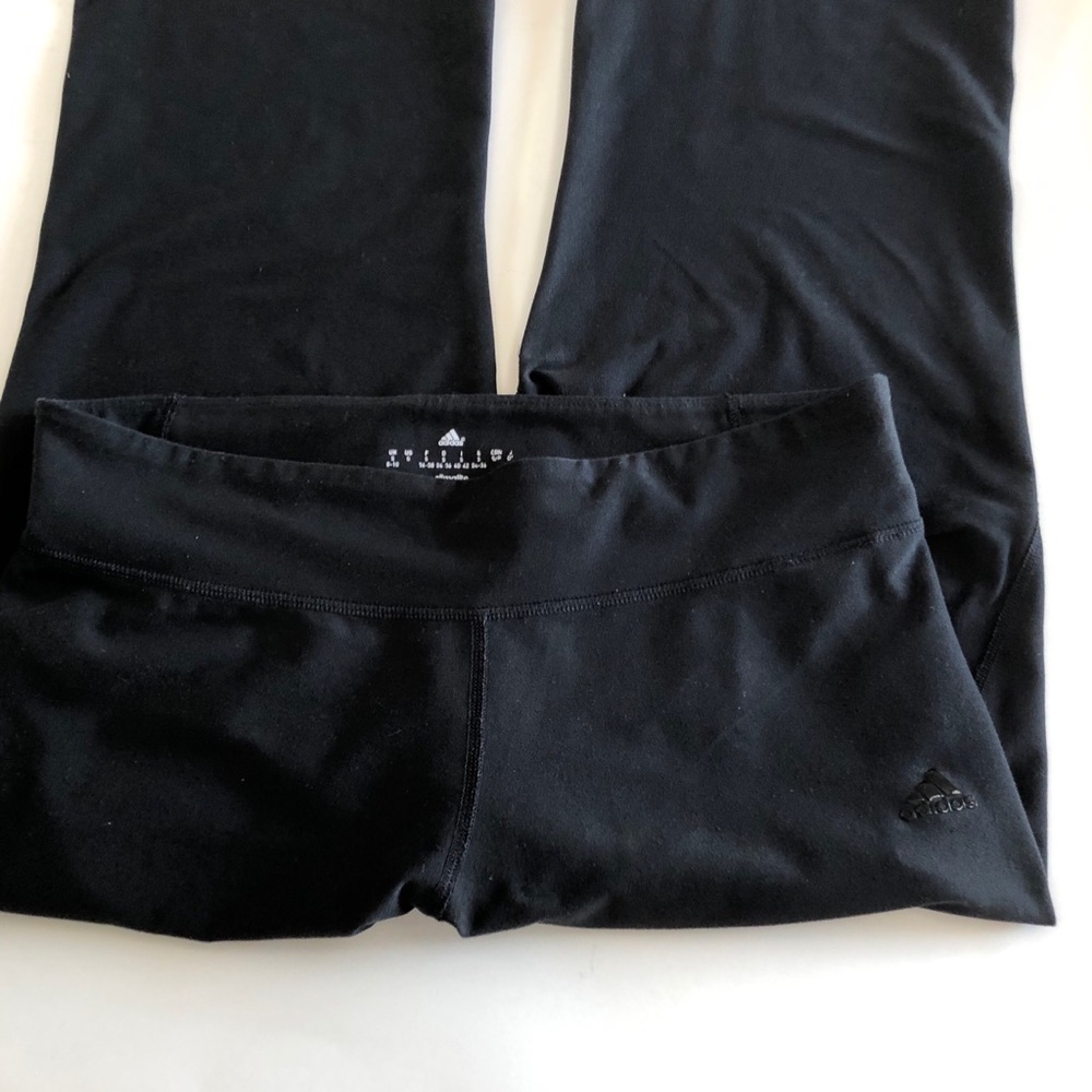 Adidas Climalite Women’s Soft crop leggings. Small